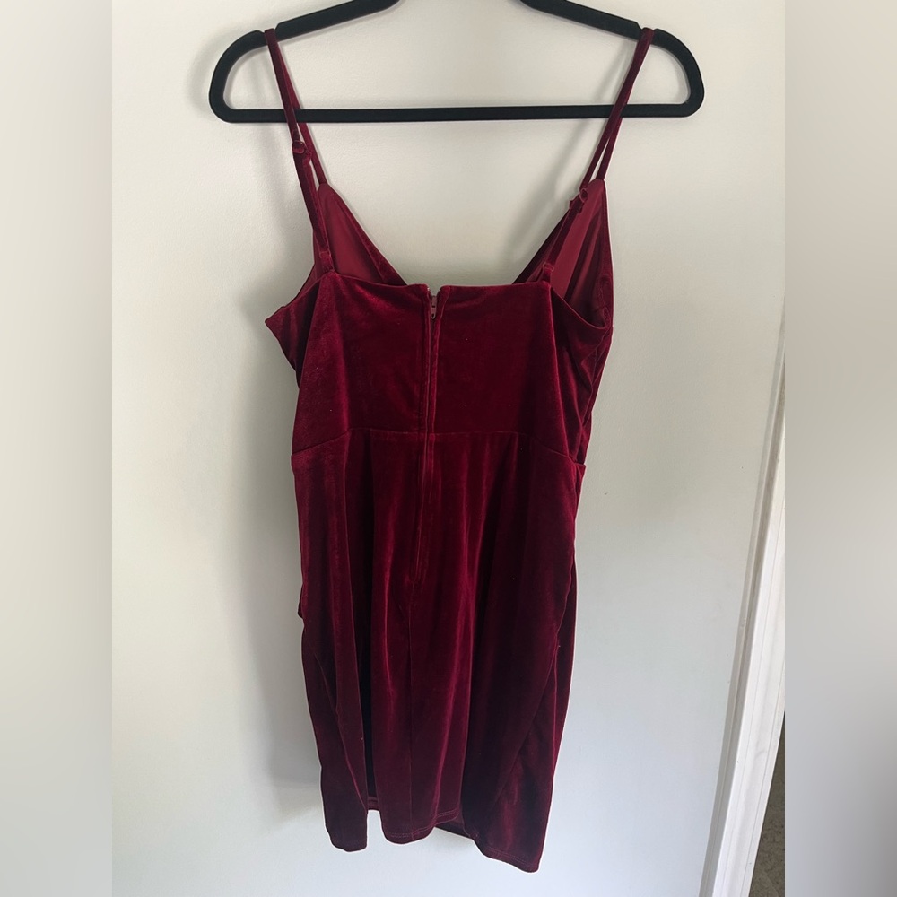 B Darlin- Red Velvet Dress - Picture 3 of 5